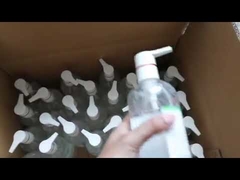 Gel désinfectant pour les mains jetable à base d'alcool, sans eau, liquide et groupe d'adultes