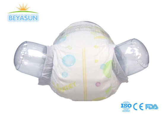 Des couches de couches pour enfants et adultes