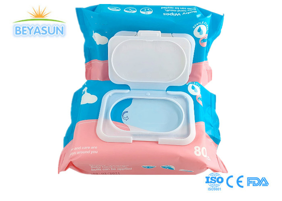 Des serviettes hygiéniques pour bébé à usage unique