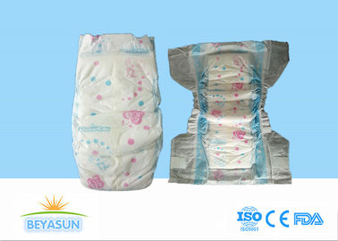 Absorption forte personnalisée de couches-culottes faites sur commande de bébé avec la garde de fuite de coton